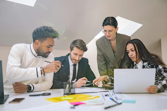 We provide tailored strategies and adjust practices to help organizations engage top talent and reduce turnover.